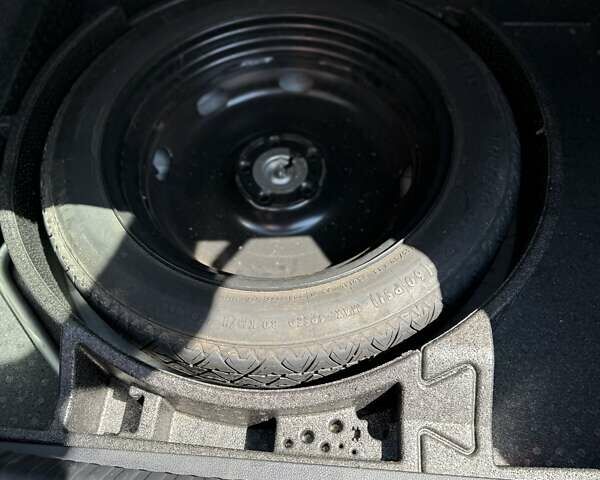 Білий Фольксваген Тігуан, об'ємом двигуна 1.97 л та пробігом 243 тис. км за 10999 $, фото 19 на Automoto.ua