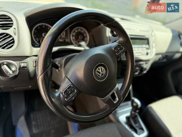 Білий Фольксваген Тігуан, об'ємом двигуна 1.97 л та пробігом 243 тис. км за 10999 $, фото 16 на Automoto.ua