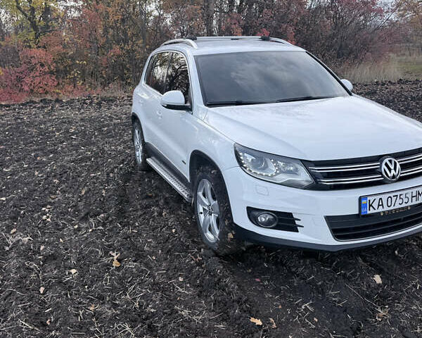 Белый Фольксваген Тигуан, объемом двигателя 1.97 л и пробегом 278 тыс. км за 15700 $, фото 8 на Automoto.ua