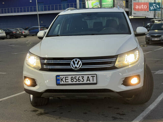 Белый Фольксваген Тигуан, объемом двигателя 1.98 л и пробегом 154 тыс. км за 14999 $, фото 2 на Automoto.ua