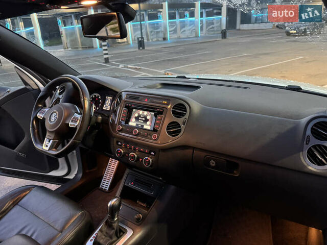 Белый Фольксваген Тигуан, объемом двигателя 1.98 л и пробегом 154 тыс. км за 14999 $, фото 12 на Automoto.ua