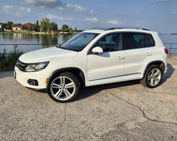Білий Фольксваген Тігуан, об'ємом двигуна 1.98 л та пробігом 196 тис. км за 12900 $, фото 30 на Automoto.ua