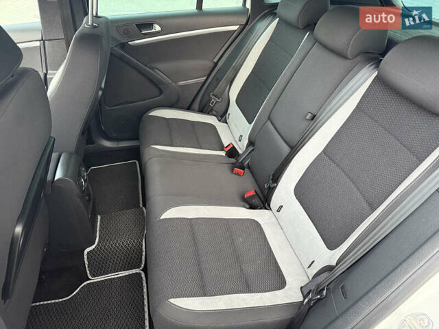 Білий Фольксваген Тігуан, об'ємом двигуна 1.97 л та пробігом 292 тис. км за 16900 $, фото 16 на Automoto.ua