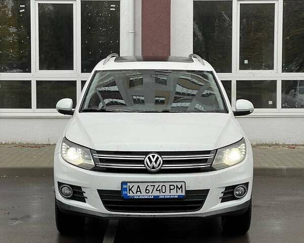 Білий Фольксваген Тігуан, об'ємом двигуна 1.97 л та пробігом 161 тис. км за 15550 $, фото 1 на Automoto.ua