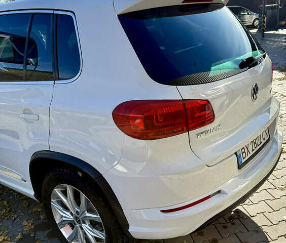 Белый Фольксваген Тигуан, объемом двигателя 1.98 л и пробегом 252 тыс. км за 14300 $, фото 5 на Automoto.ua