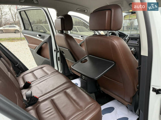 Білий Фольксваген Тігуан, об'ємом двигуна 1.97 л та пробігом 279 тис. км за 12999 $, фото 27 на Automoto.ua