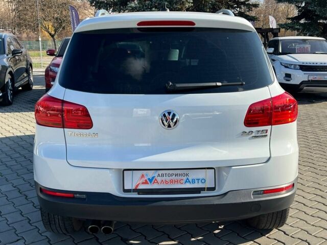 Белый Фольксваген Тигуан, объемом двигателя 2 л и пробегом 162 тыс. км за 12999 $, фото 5 на Automoto.ua