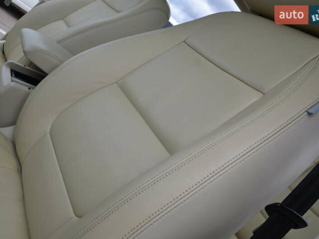 Белый Фольксваген Тигуан, объемом двигателя 2 л и пробегом 156 тыс. км за 12750 $, фото 47 на Automoto.ua