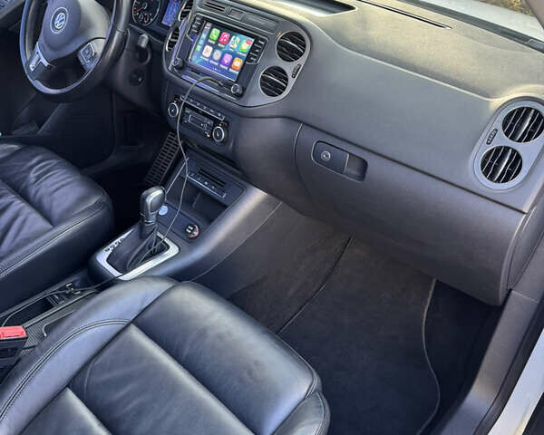 Белый Фольксваген Тигуан, объемом двигателя 1.99 л и пробегом 177 тыс. км за 16900 $, фото 10 на Automoto.ua