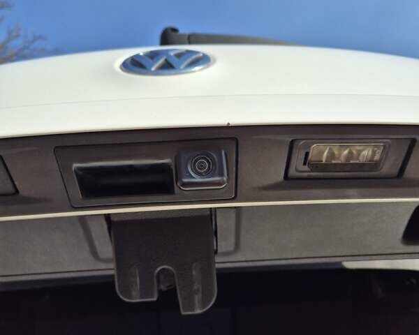 Білий Фольксваген Тігуан, об'ємом двигуна 1.98 л та пробігом 196 тис. км за 12900 $, фото 12 на Automoto.ua