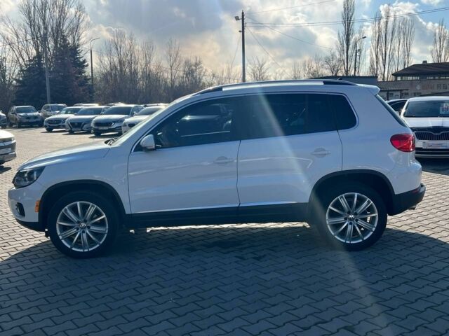 Белый Фольксваген Тигуан, объемом двигателя 2 л и пробегом 162 тыс. км за 12999 $, фото 3 на Automoto.ua