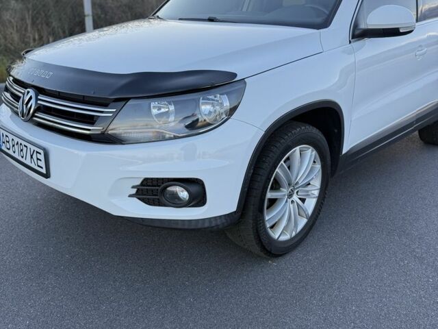 Білий Фольксваген Тігуан, об'ємом двигуна 2 л та пробігом 122 тис. км за 12200 $, фото 5 на Automoto.ua