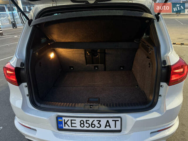 Белый Фольксваген Тигуан, объемом двигателя 1.98 л и пробегом 154 тыс. км за 14999 $, фото 25 на Automoto.ua