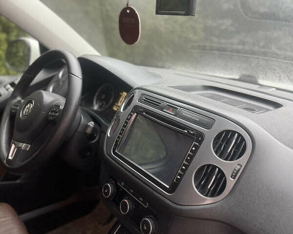 Белый Фольксваген Тигуан, объемом двигателя 2 л и пробегом 176 тыс. км за 15850 $, фото 25 на Automoto.ua