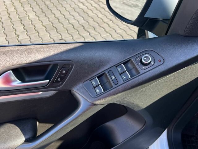 Белый Фольксваген Тигуан, объемом двигателя 2 л и пробегом 162 тыс. км за 12999 $, фото 8 на Automoto.ua