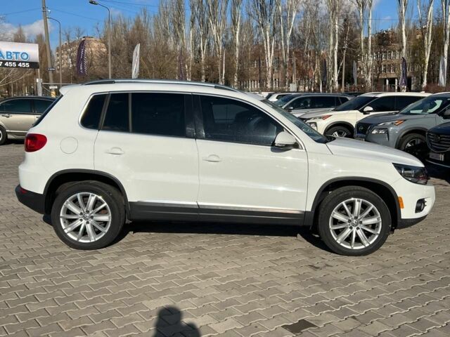 Белый Фольксваген Тигуан, объемом двигателя 2 л и пробегом 162 тыс. км за 12999 $, фото 7 на Automoto.ua