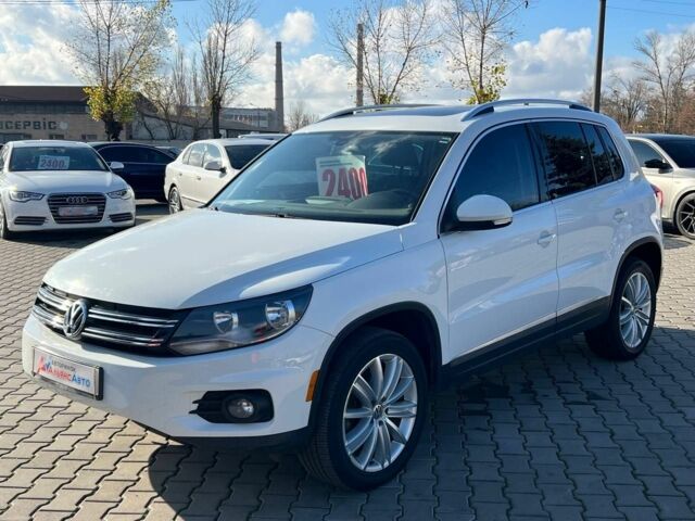 Белый Фольксваген Тигуан, объемом двигателя 2 л и пробегом 162 тыс. км за 12999 $, фото 2 на Automoto.ua