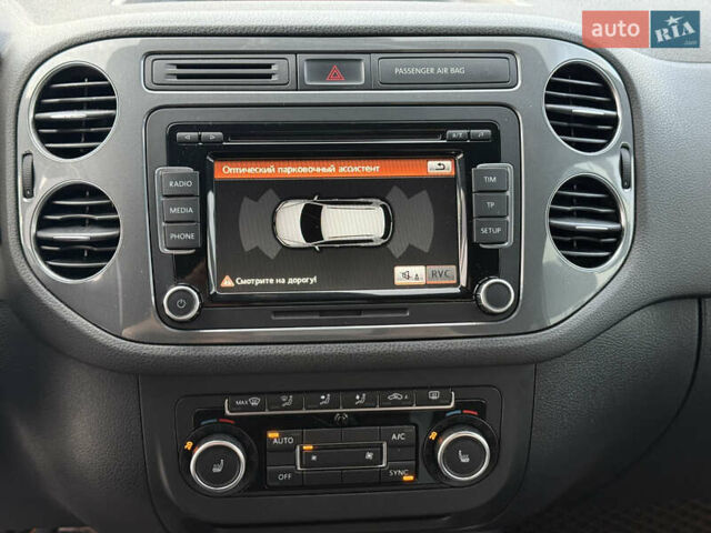 Білий Фольксваген Тігуан, об'ємом двигуна 1.97 л та пробігом 292 тис. км за 16900 $, фото 27 на Automoto.ua