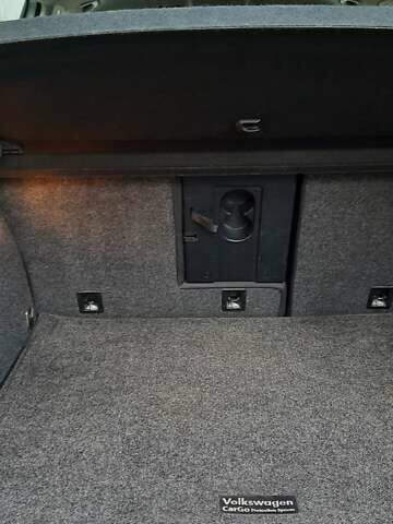 Белый Фольксваген Тигуан, объемом двигателя 1.98 л и пробегом 159 тыс. км за 13000 $, фото 17 на Automoto.ua