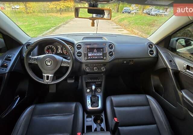 Белый Фольксваген Тигуан, объемом двигателя 1.98 л и пробегом 127 тыс. км за 14700 $, фото 30 на Automoto.ua