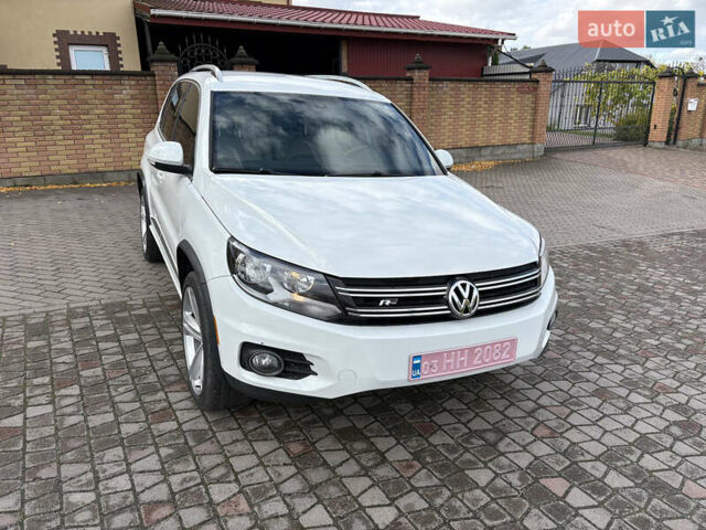 Белый Фольксваген Тигуан, объемом двигателя 2 л и пробегом 147 тыс. км за 13900 $, фото 4 на Automoto.ua