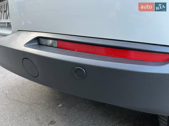 Белый Фольксваген Тигуан, объемом двигателя 1.97 л и пробегом 111 тыс. км за 17000 $, фото 10 на Automoto.ua