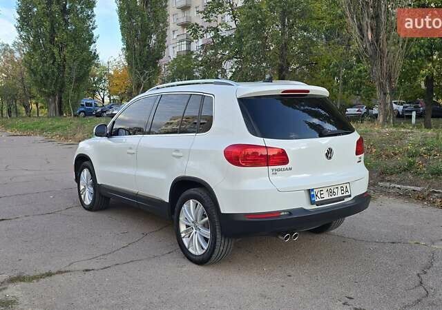 Белый Фольксваген Тигуан, объемом двигателя 1.98 л и пробегом 127 тыс. км за 14700 $, фото 6 на Automoto.ua