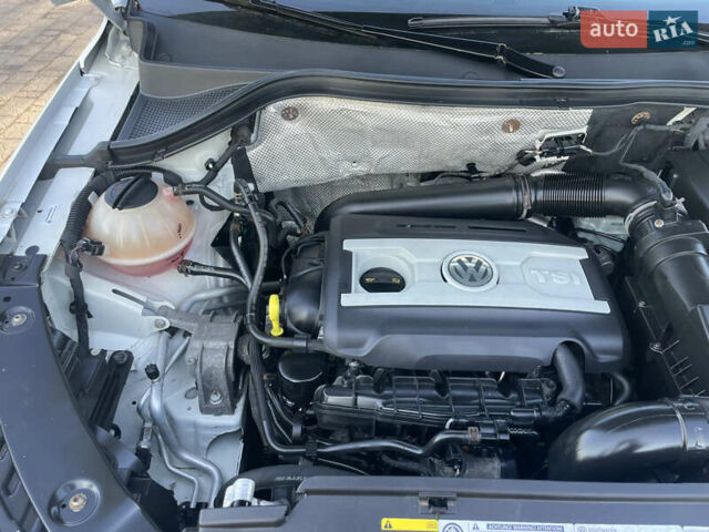 Белый Фольксваген Тигуан, объемом двигателя 2 л и пробегом 283 тыс. км за 10700 $, фото 74 на Automoto.ua