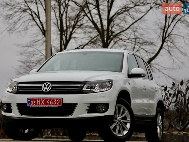 Белый Фольксваген Тигуан, объемом двигателя 2 л и пробегом 130 тыс. км за 16950 $, фото 1 на Automoto.ua
