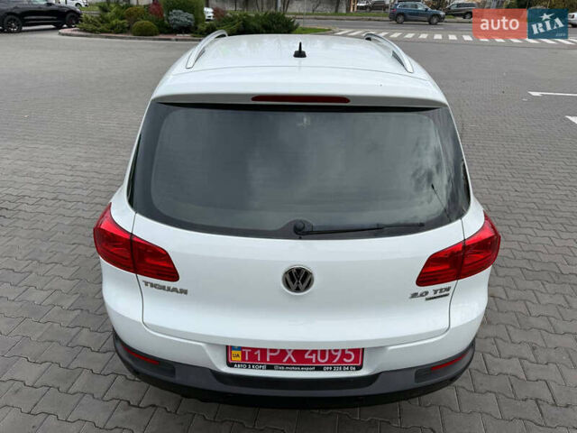 Білий Фольксваген Тігуан, об'ємом двигуна 2 л та пробігом 151 тис. км за 15300 $, фото 6 на Automoto.ua