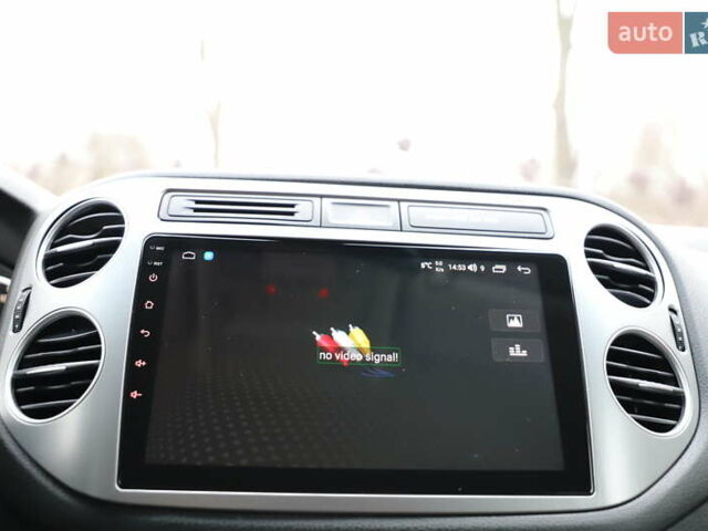 Белый Фольксваген Тигуан, объемом двигателя 2 л и пробегом 130 тыс. км за 16950 $, фото 98 на Automoto.ua