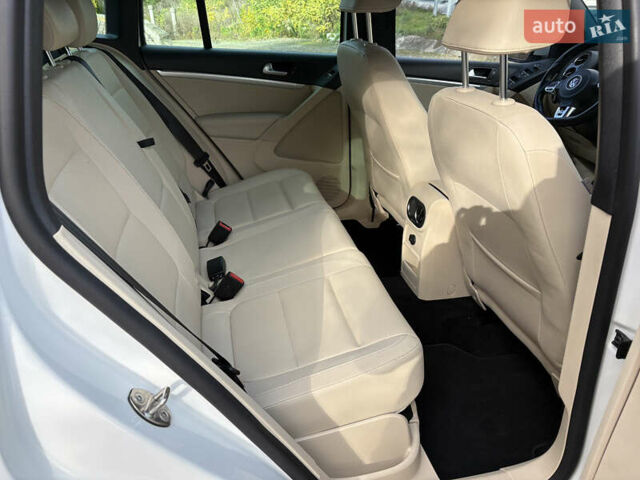 Белый Фольксваген Тигуан, объемом двигателя 2 л и пробегом 147 тыс. км за 13900 $, фото 32 на Automoto.ua