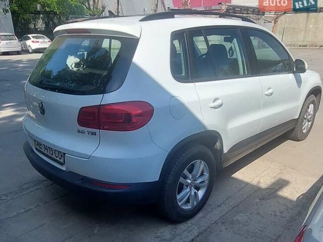 Белый Фольксваген Тигуан, объемом двигателя 1.98 л и пробегом 159 тыс. км за 13000 $, фото 9 на Automoto.ua