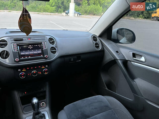 Белый Фольксваген Тигуан, объемом двигателя 1.97 л и пробегом 111 тыс. км за 17000 $, фото 26 на Automoto.ua