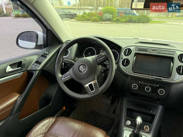 Білий Фольксваген Тігуан, об'ємом двигуна 2 л та пробігом 151 тис. км за 15300 $, фото 34 на Automoto.ua