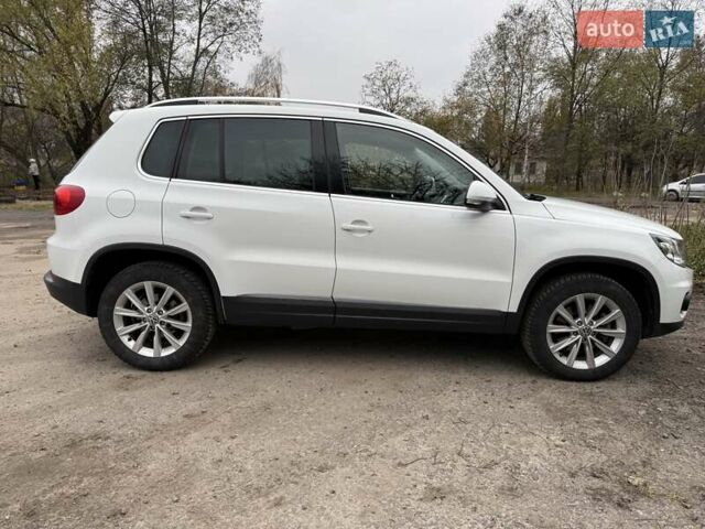 Білий Фольксваген Тігуан, об'ємом двигуна 1.97 л та пробігом 160 тис. км за 17500 $, фото 7 на Automoto.ua