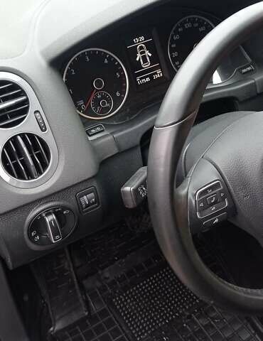 Белый Фольксваген Тигуан, объемом двигателя 1.97 л и пробегом 117 тыс. км за 18200 $, фото 8 на Automoto.ua