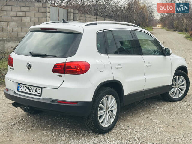 Белый Фольксваген Тигуан, объемом двигателя 1.98 л и пробегом 241 тыс. км за 11800 $, фото 5 на Automoto.ua