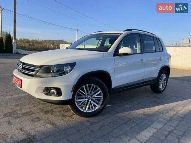 Белый Фольксваген Тигуан, объемом двигателя 2 л и пробегом 283 тыс. км за 10700 $, фото 1 на Automoto.ua
