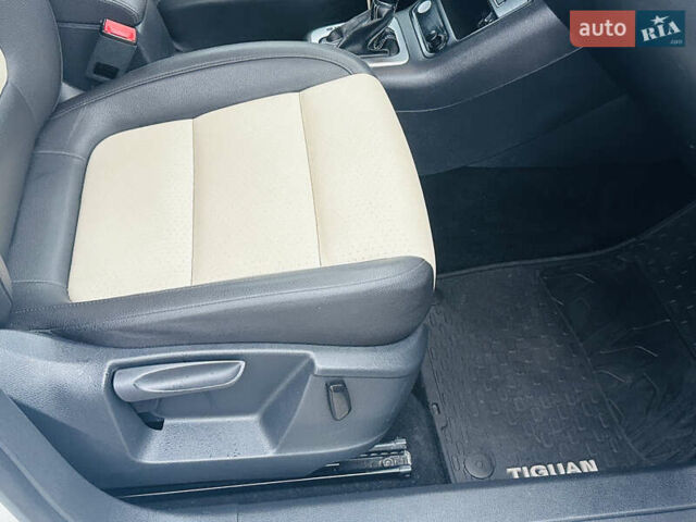 Белый Фольксваген Тигуан, объемом двигателя 1.98 л и пробегом 241 тыс. км за 11800 $, фото 27 на Automoto.ua
