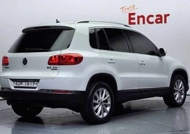 Белый Фольксваген Тигуан, объемом двигателя 2 л и пробегом 137 тыс. км за 13500 $, фото 1 на Automoto.ua