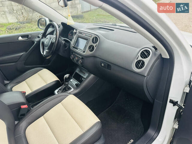 Белый Фольксваген Тигуан, объемом двигателя 1.98 л и пробегом 241 тыс. км за 11800 $, фото 31 на Automoto.ua