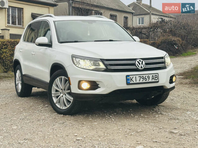 Белый Фольксваген Тигуан, объемом двигателя 1.98 л и пробегом 241 тыс. км за 11800 $, фото 3 на Automoto.ua