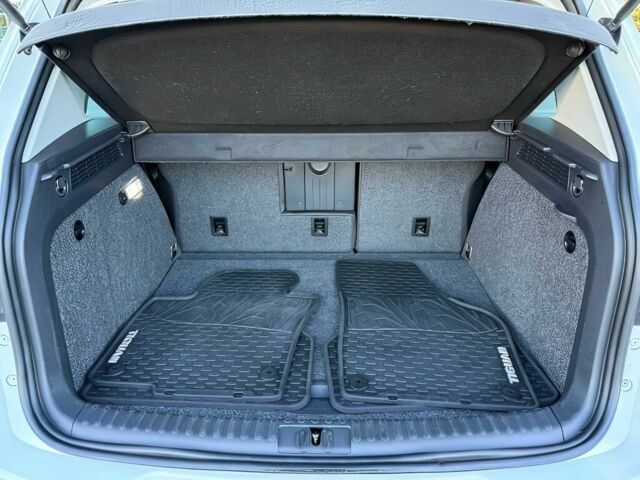 Білий Фольксваген Тігуан, об'ємом двигуна 2 л та пробігом 72 тис. км за 5400 $, фото 13 на Automoto.ua