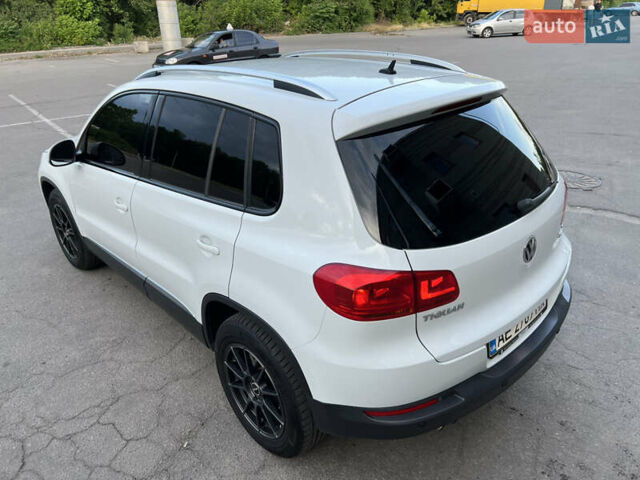 Белый Фольксваген Тигуан, объемом двигателя 1.97 л и пробегом 111 тыс. км за 17000 $, фото 14 на Automoto.ua