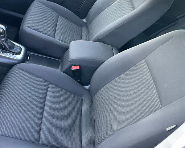 Белый Фольксваген Тигуан, объемом двигателя 2 л и пробегом 283 тыс. км за 10700 $, фото 36 на Automoto.ua