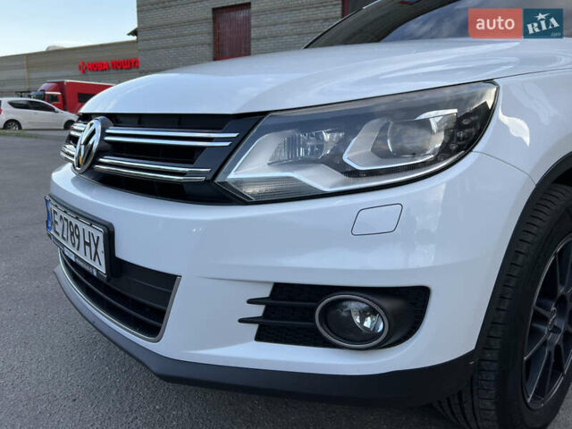 Белый Фольксваген Тигуан, объемом двигателя 1.97 л и пробегом 111 тыс. км за 17000 $, фото 4 на Automoto.ua