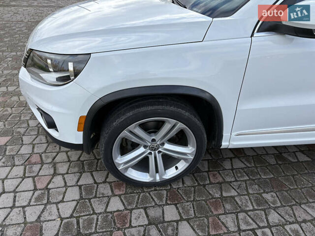 Белый Фольксваген Тигуан, объемом двигателя 2 л и пробегом 147 тыс. км за 13900 $, фото 15 на Automoto.ua