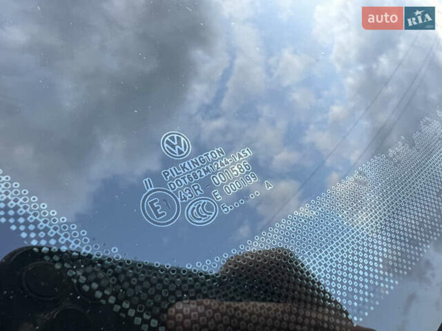 Белый Фольксваген Тигуан, объемом двигателя 1.97 л и пробегом 111 тыс. км за 17000 $, фото 3 на Automoto.ua