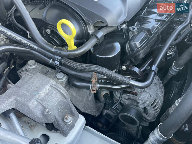 Белый Фольксваген Тигуан, объемом двигателя 2 л и пробегом 283 тыс. км за 10700 $, фото 76 на Automoto.ua